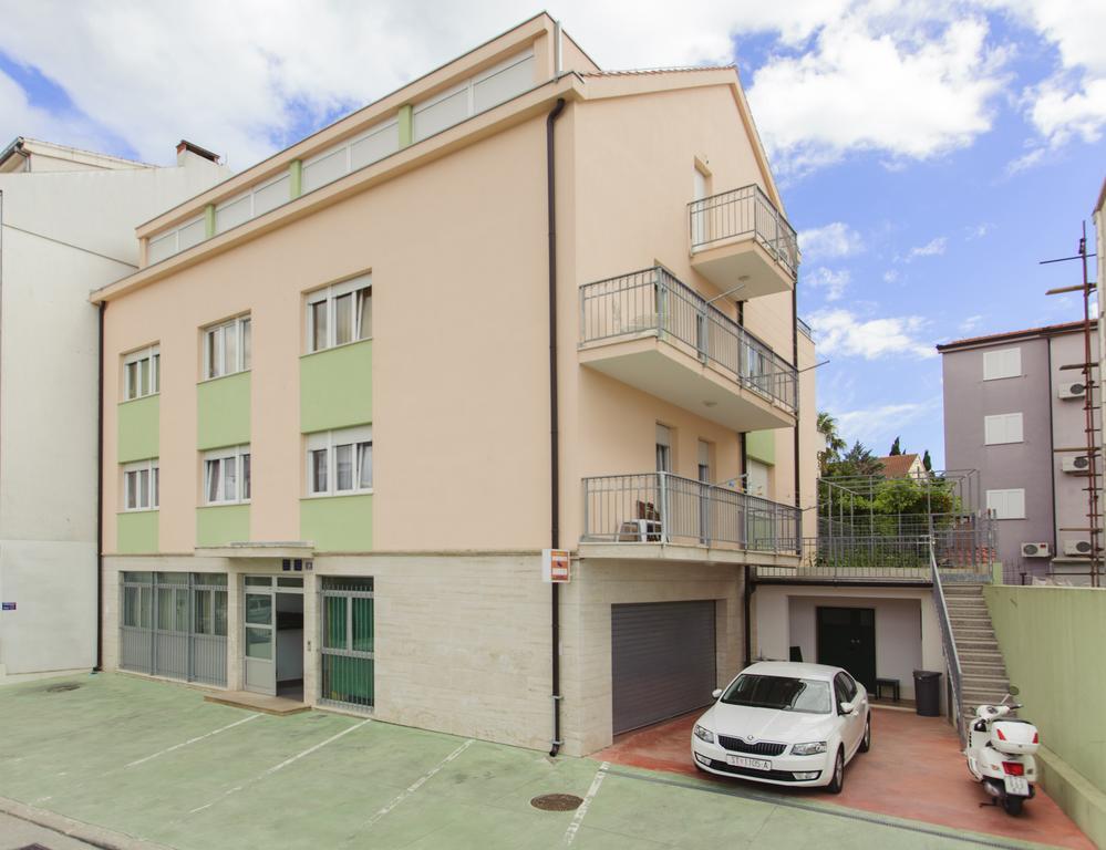 Amigo Comfort Apartments Split Extérieur photo