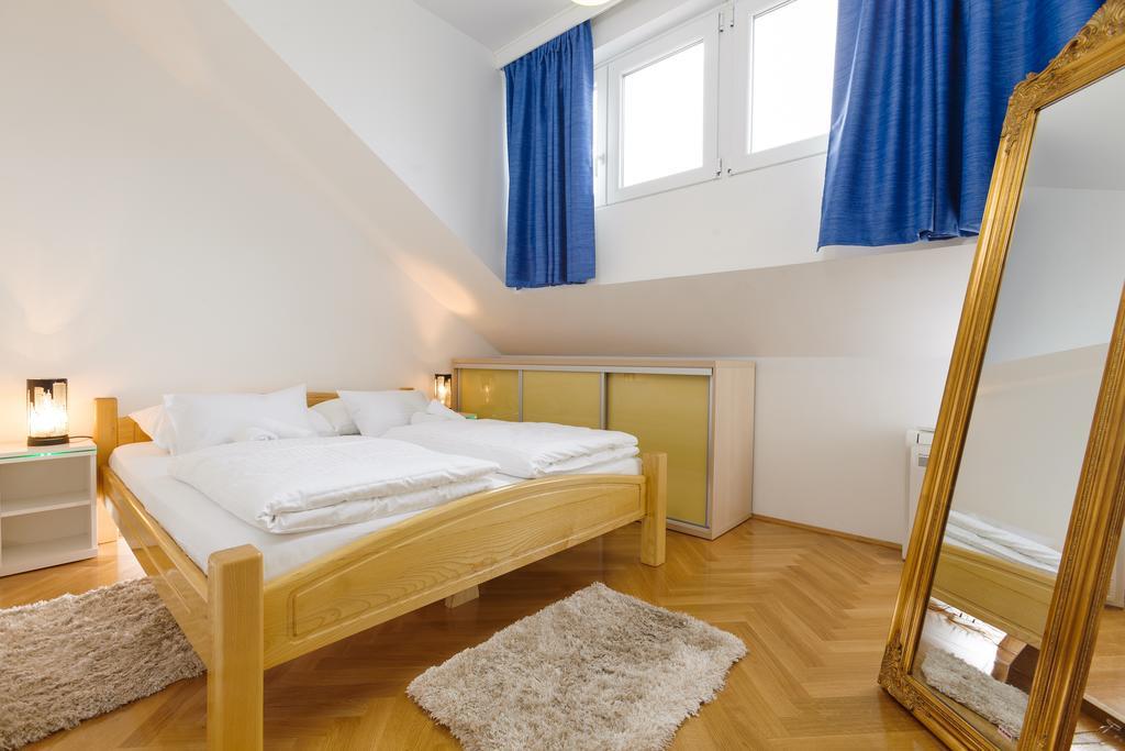 Amigo Comfort Apartments Split Extérieur photo